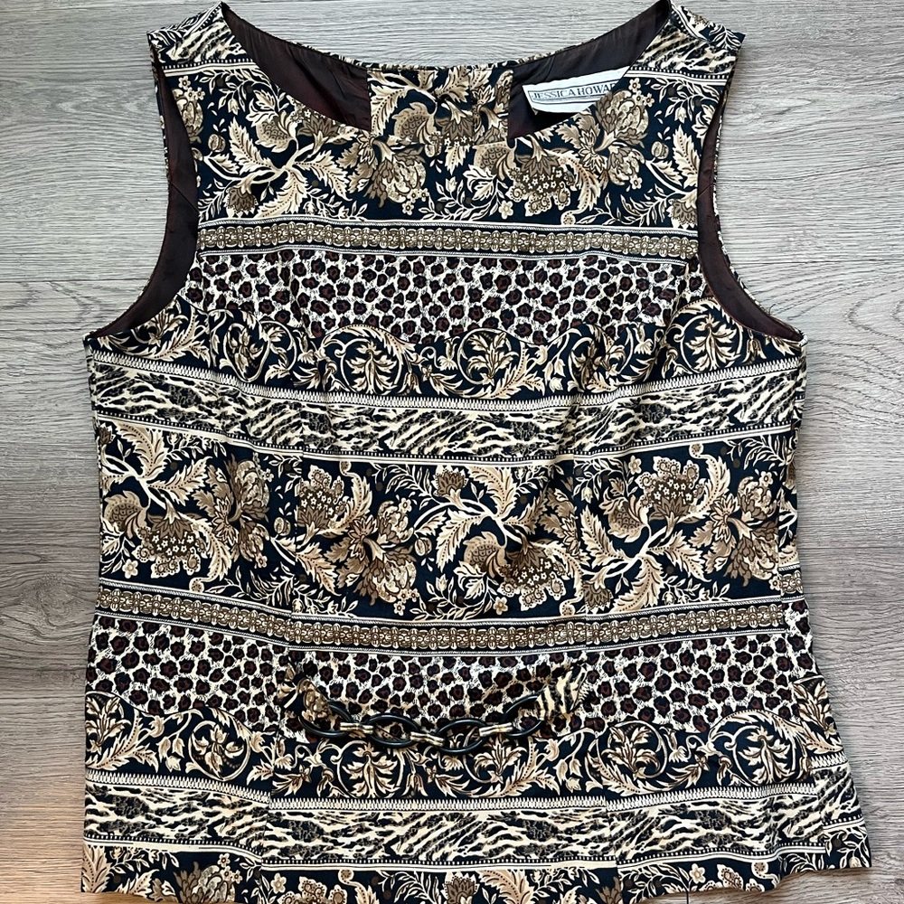Jessica Howard Sleeveless Patterned top in Black and Gold